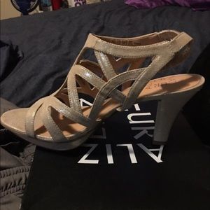 Naturalizer High Heels